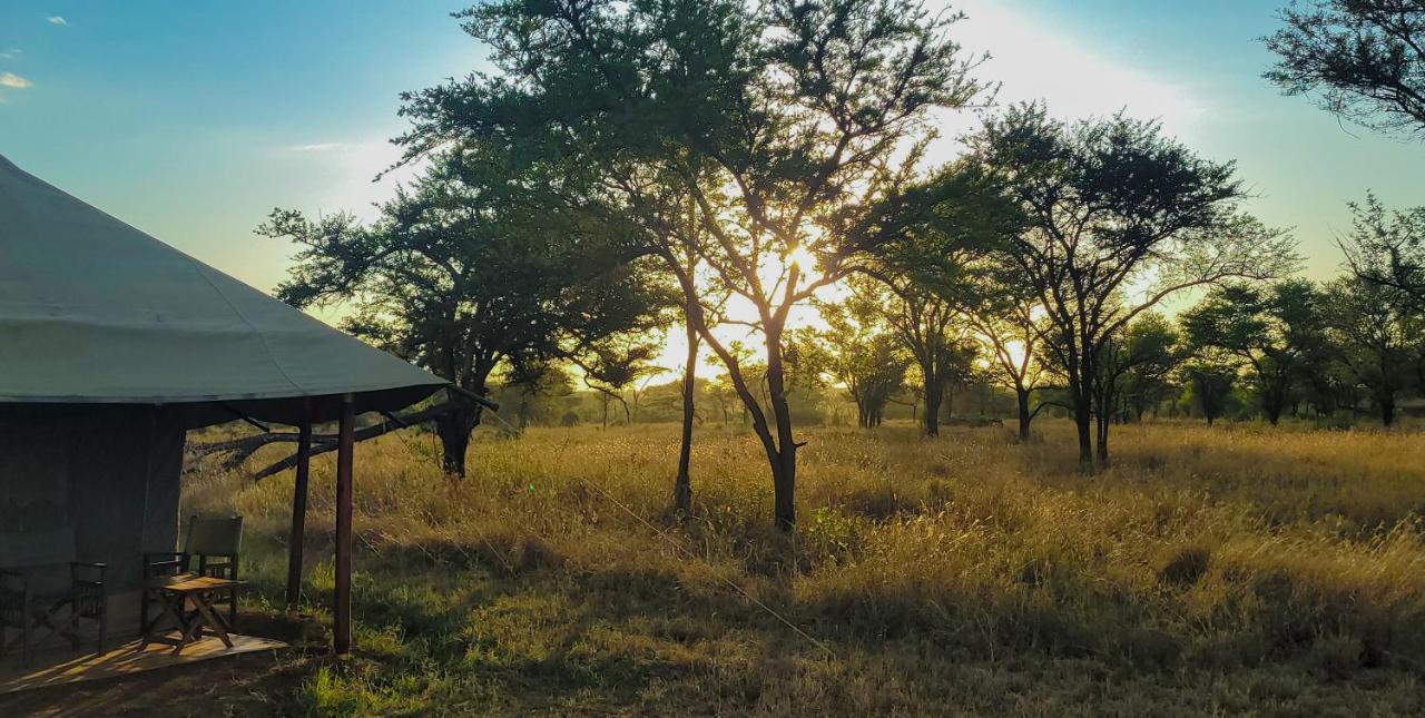 Zawadi Camp Hotel Serengeti Exterior photo
