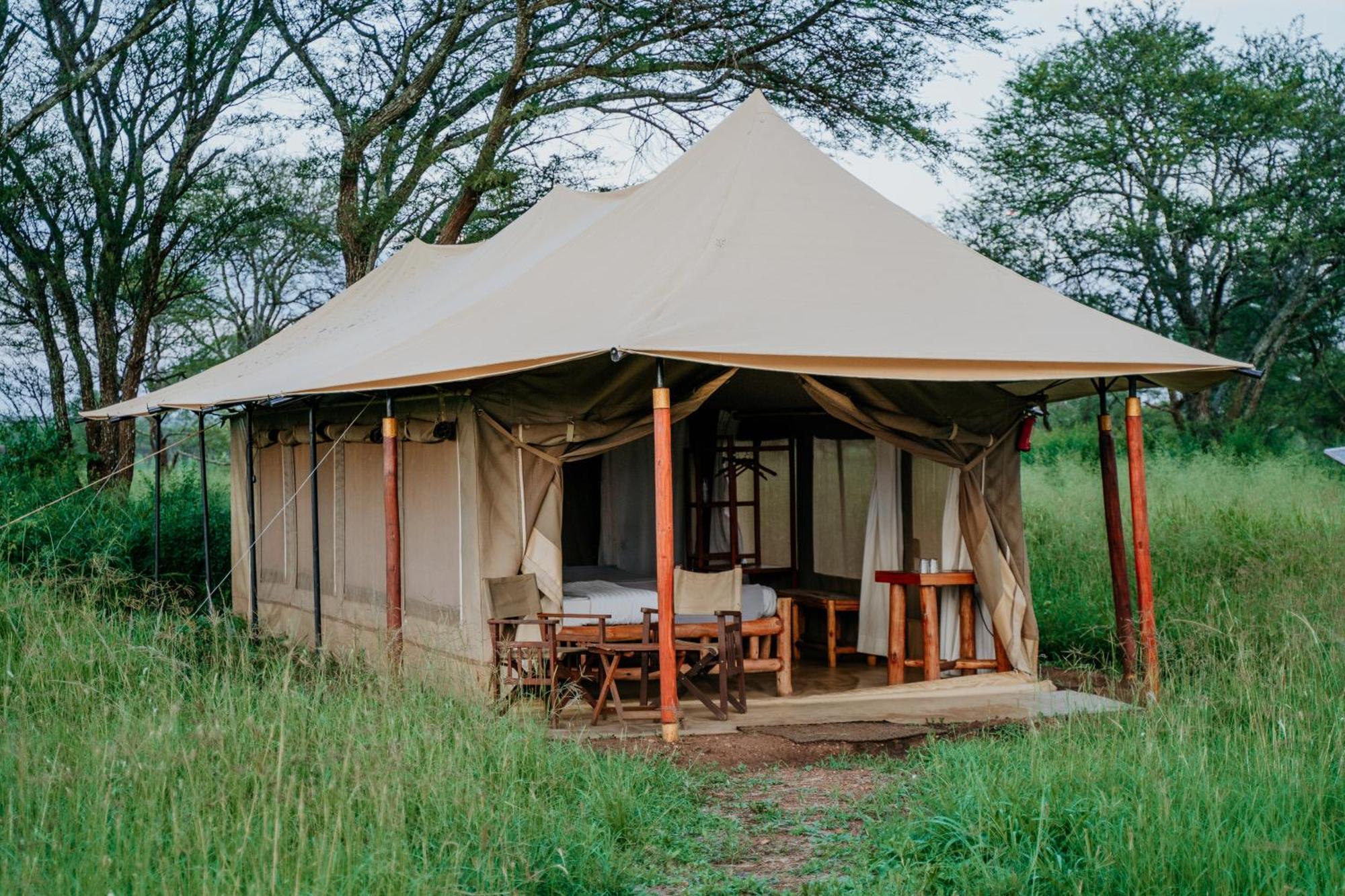 Zawadi Camp Hotel Serengeti Exterior photo
